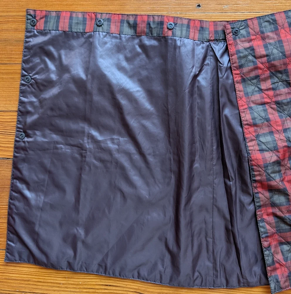 Uniqlo Quilted Mini Skirt